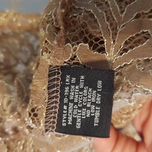 Kimono, lace, size Medium. - Picture 5 of 6